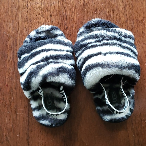 Ugg Zebra Fur Girls Sandal - Picture 4 of 13